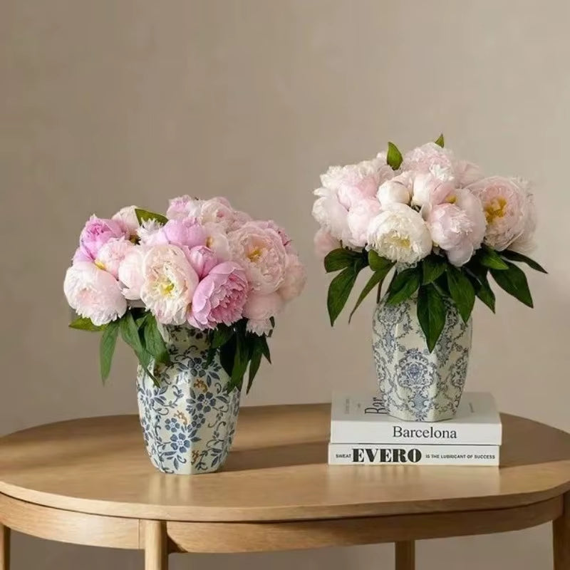 1PCS Hand-Painted Blue and White Porcelain Vase Elegant Home Decor for Living Room Entryway Desktop Flower Arrangement Display