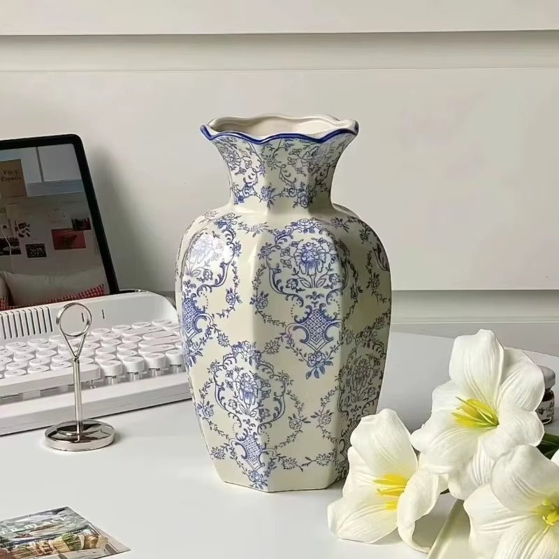 1PCS Hand-Painted Blue and White Porcelain Vase Elegant Home Decor for Living Room Entryway Desktop Flower Arrangement Display