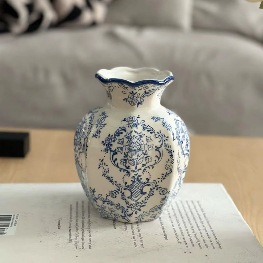 1PCS Hand-Painted Blue and White Porcelain Vase Elegant Home Decor for Living Room Entryway Desktop Flower Arrangement Display